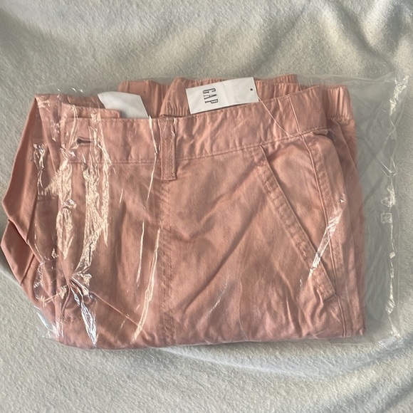 GAP girlfriend Jogger NWT​​ - Picture 4 of 4